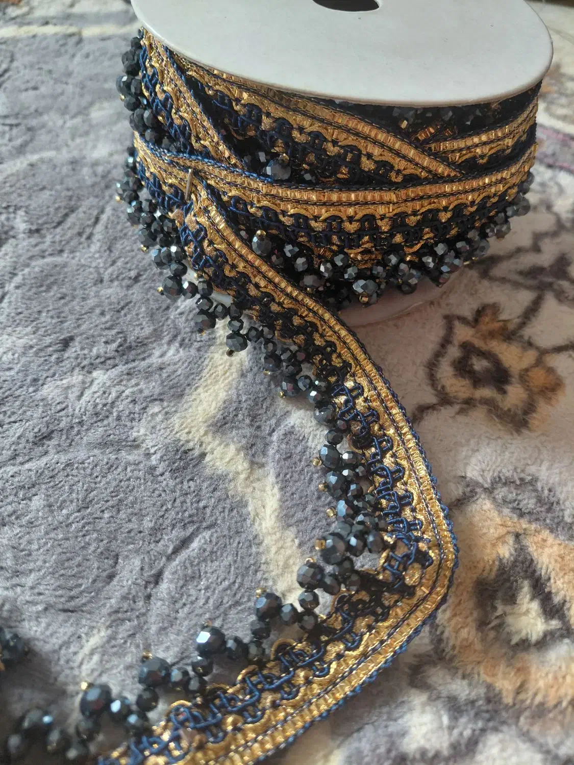 منجق دوزی|لوازم خیاطی و بافتنی|یاسوج, |دیوار