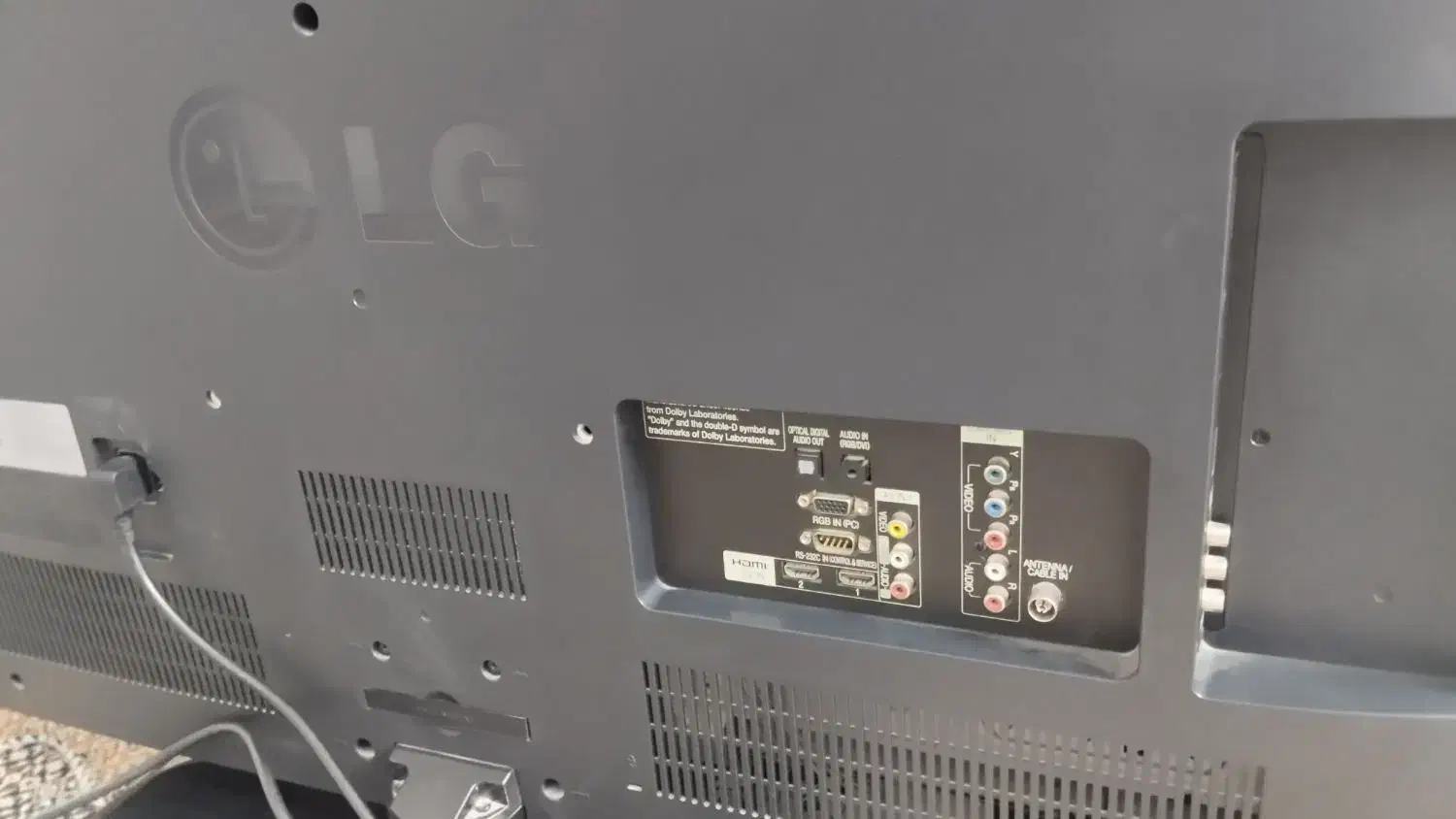 تلویزیون ال جی 42 اینچ|تلویزیون و پروژکتور|شیروان (خراسان), |دیوار