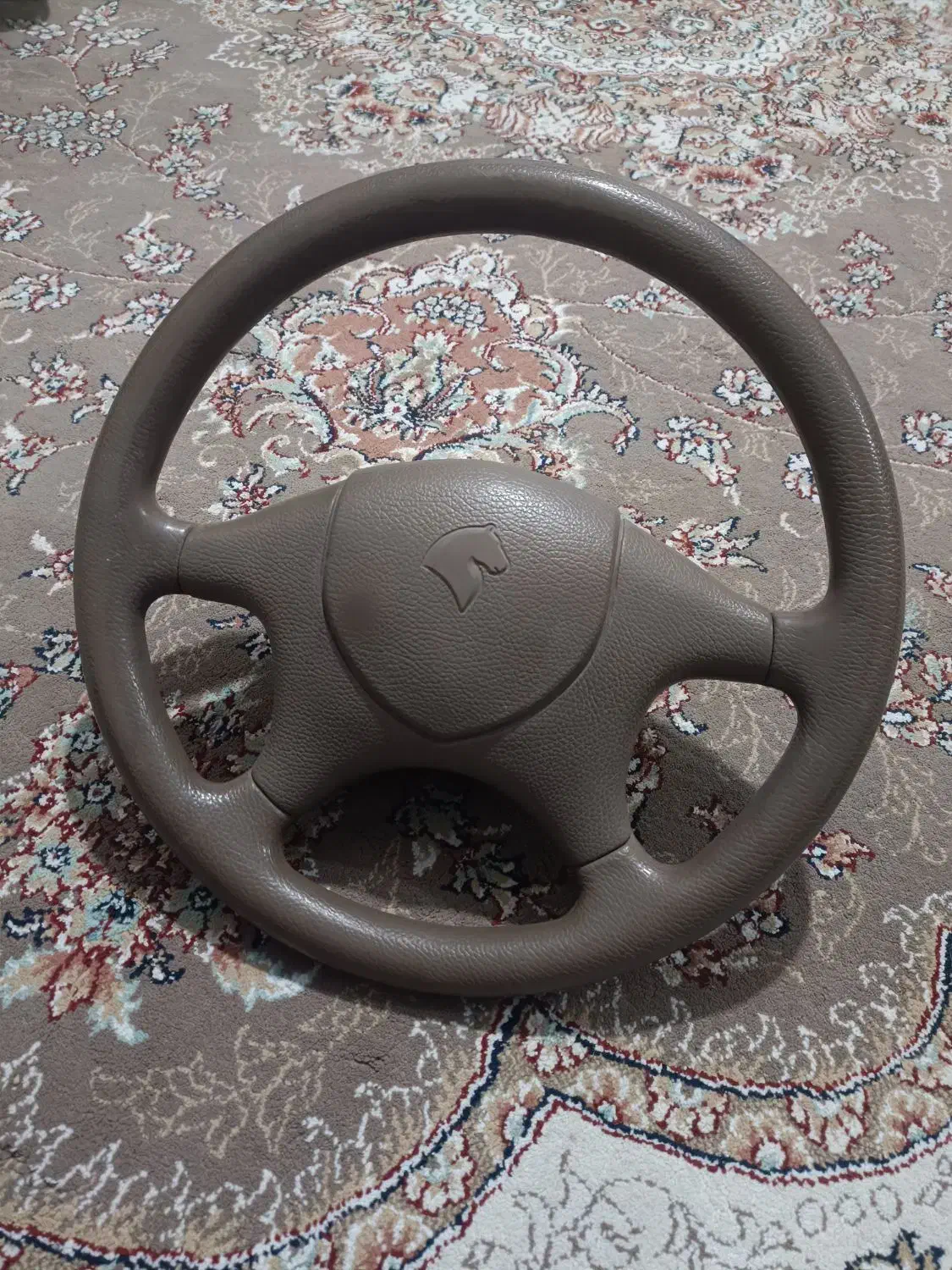 فرمان سمند|قطعات یدکی و لوازم جانبی|شیراز, کوشک میدان|دیوار