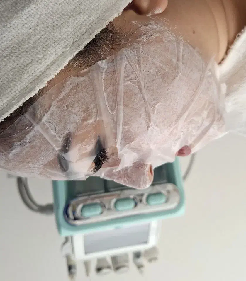 پاکسازی(faical)تخصصی در کلینیک زیبایی اردبیل|خدمات آرایشگری و زیبایی|اردبیل, |دیوار