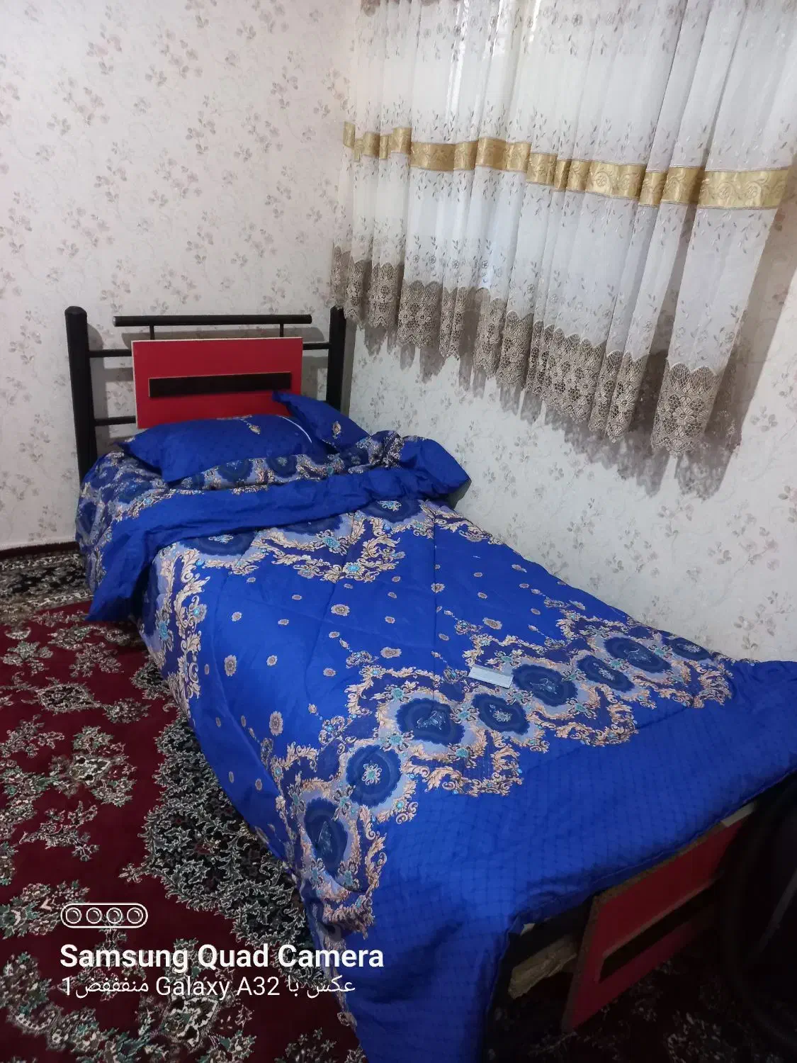 به خاطر نبودن جا|تخت و سرویس خواب|گرمی, |دیوار