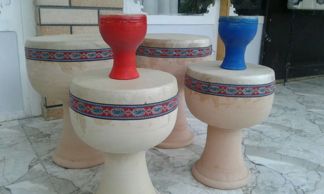 تنبک و دف و تمپو|سازهای سنتی|یزد, |دیوار