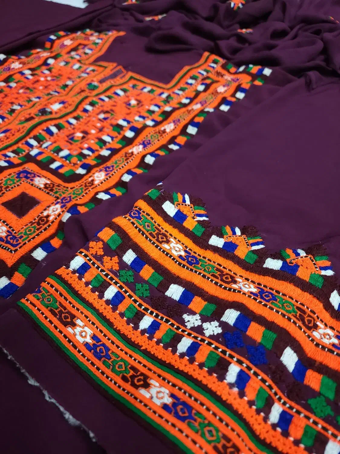 لباس بلوچی دست دوچ|لباس|سراوان, |دیوار