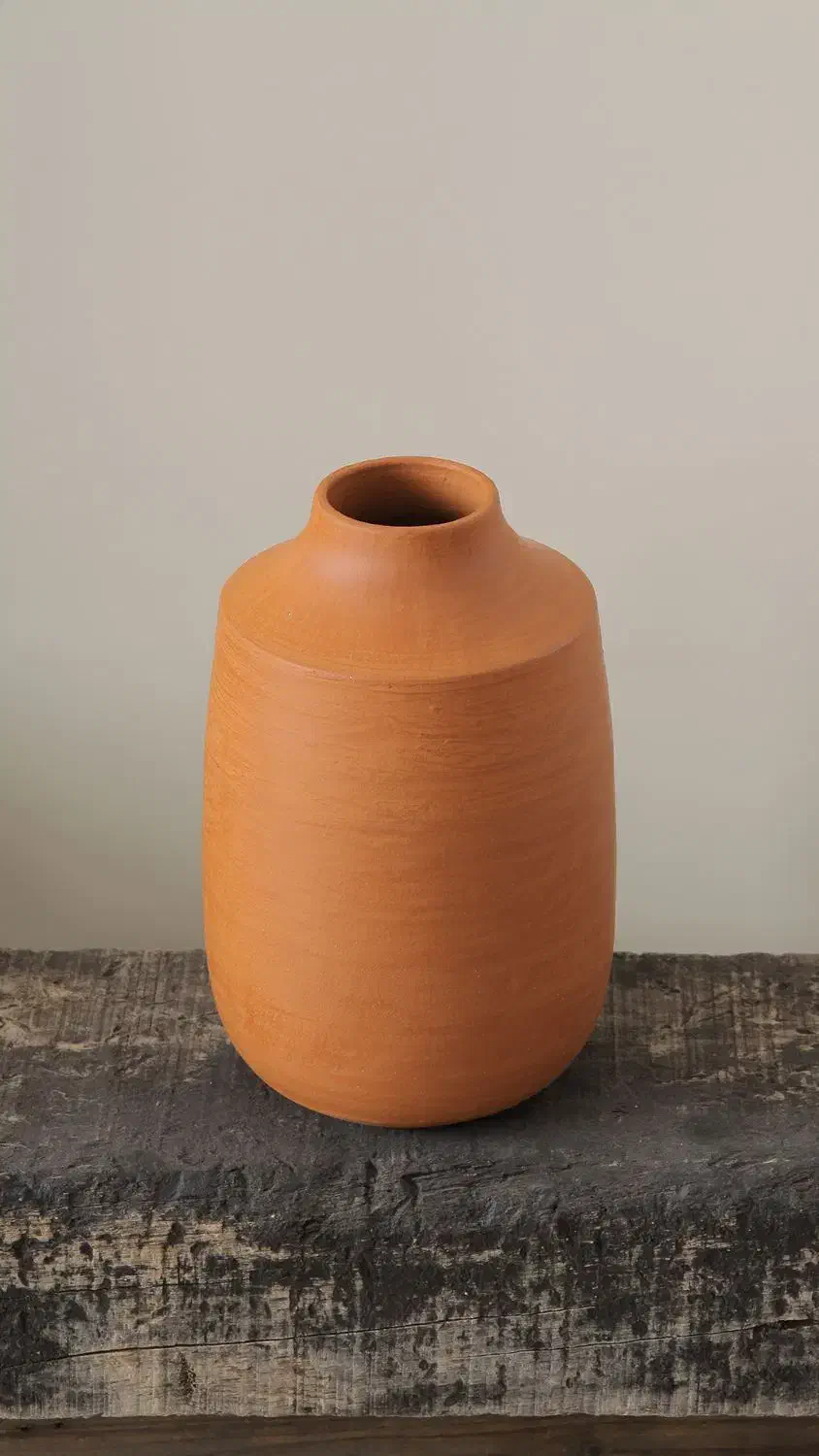 گلدان سفالی خاص و تک|صنایع دستی و سایر لوازم تزئینی|تهران, مطهری|دیوار