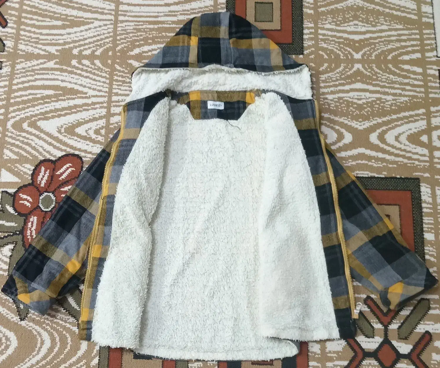 سویشرت دخترانه|لباس|نجف‌آباد, امیرآباد|دیوار