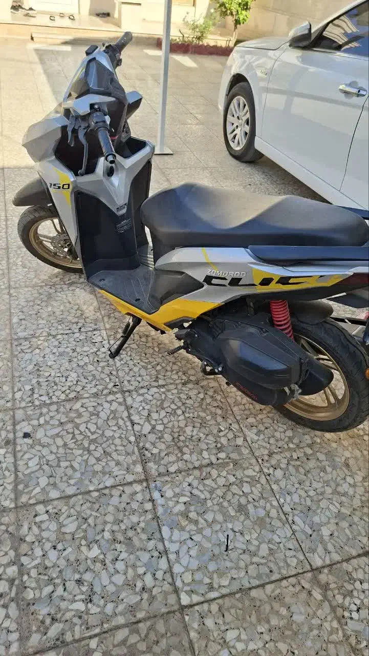 فروش کلیک 150نقره ای/1403|موتورسیکلت|بادرود, |دیوار