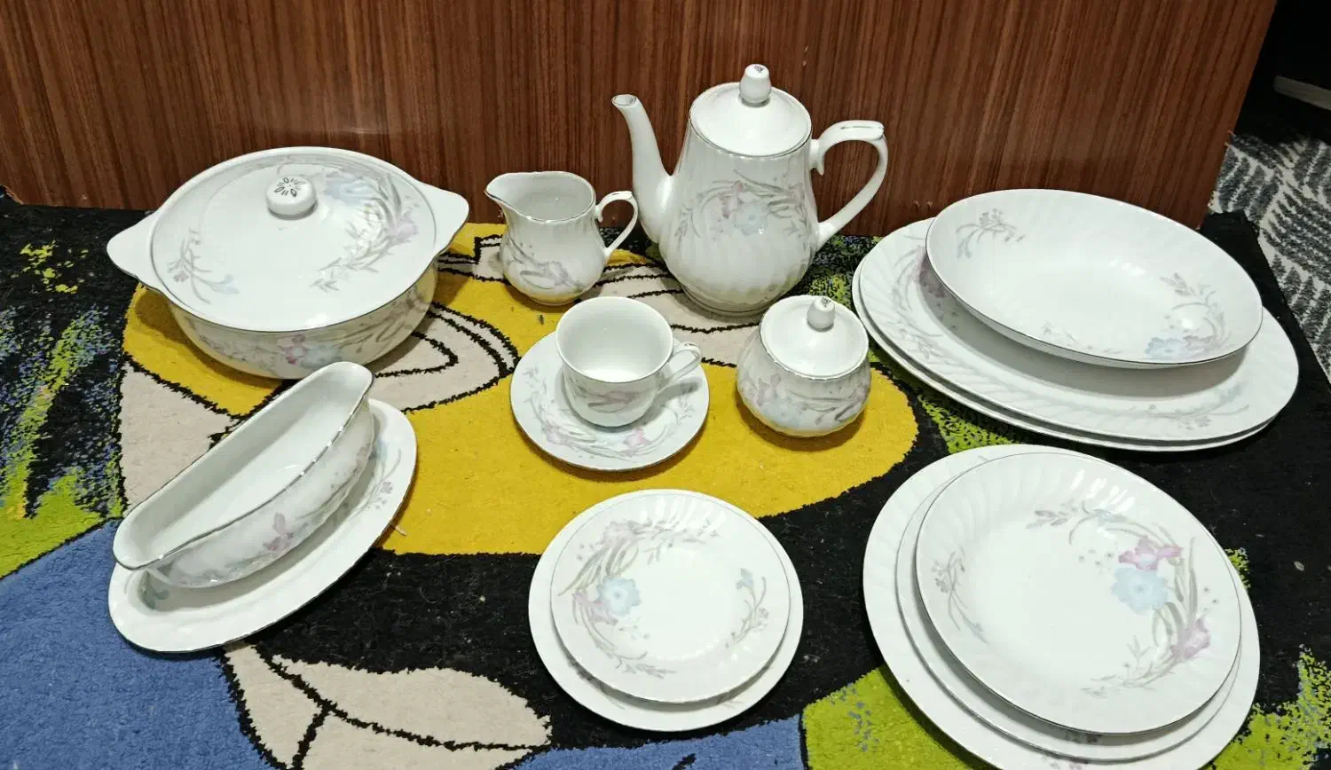 سرویس کامل غذا خوری مناسب جهیزیه|ظروف سرو و پذیرایی|تهران, دهم فروردین|دیوار