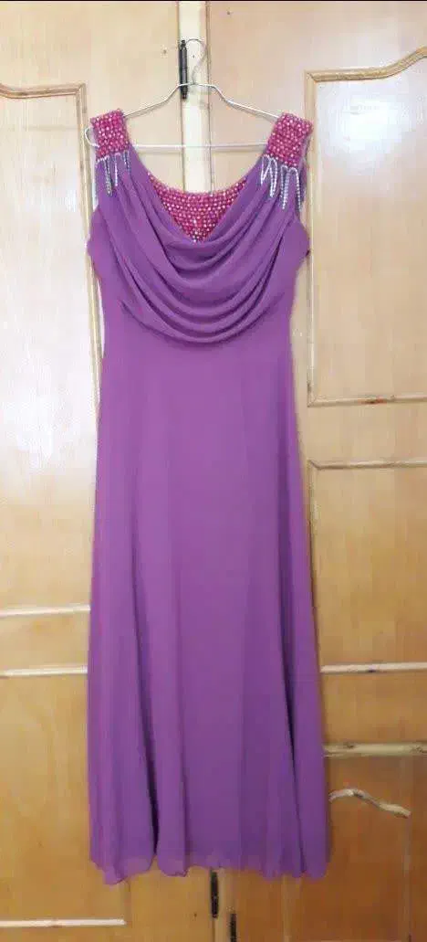 لباس مجلسی|لباس|سراب, |دیوار