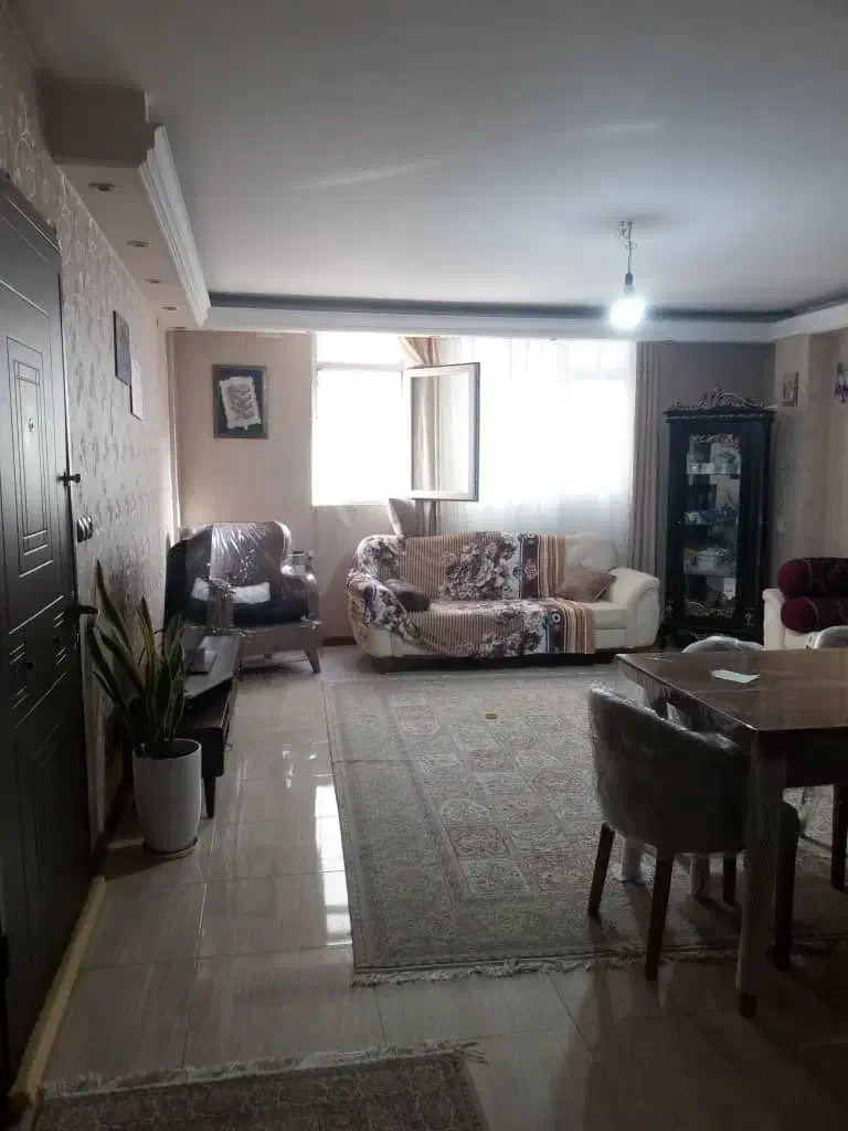 آپارتمانمبله مناسب تمامی افرادشهرک سراج فرگاز زرهی|اجارهٔ کوتاهمدت آپارتمان و سوئیت|شیراز, شاه قلی بیگی|دیوار