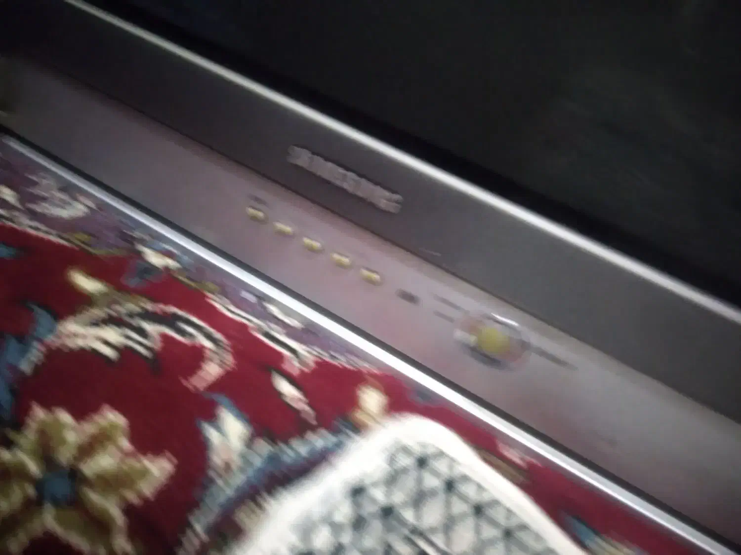 تلویزون ودیجیتال|تلویزیون و پروژکتور|رشت, استقامت ۱|دیوار