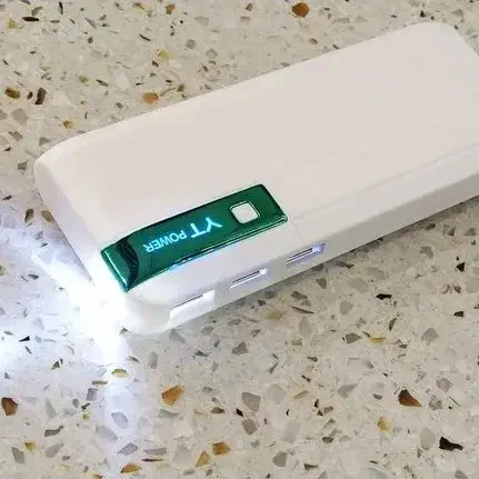 پاوربانک۱۰۰۰۰|لوازم جانبی موبایل و تبلت|قائم‌شهر, |دیوار