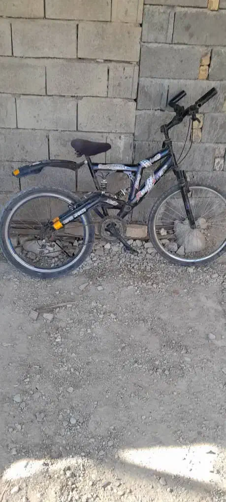 دوچرخه|دوچرخه، اسکیت، اسکوتر|لار, |دیوار