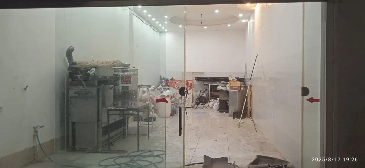 فروش مغازه شیک و مرتب بامالکیت 45متر|فروش مغازه و غرفه|نهاوند, |دیوار
