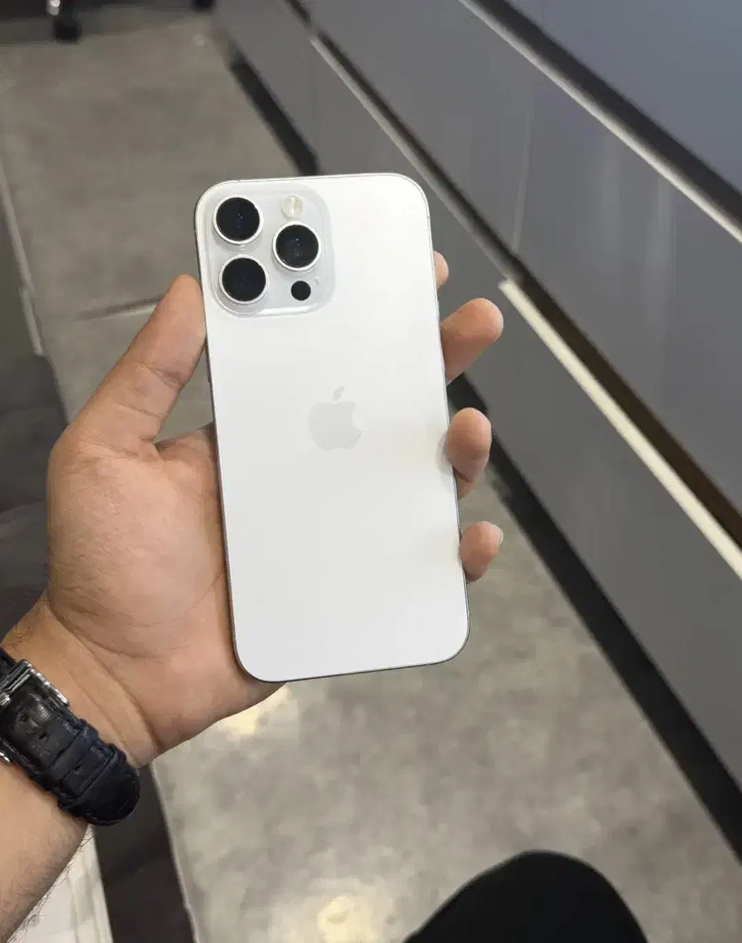 16پرومکس سفید ریجستری|موبایل|زنجان, |دیوار