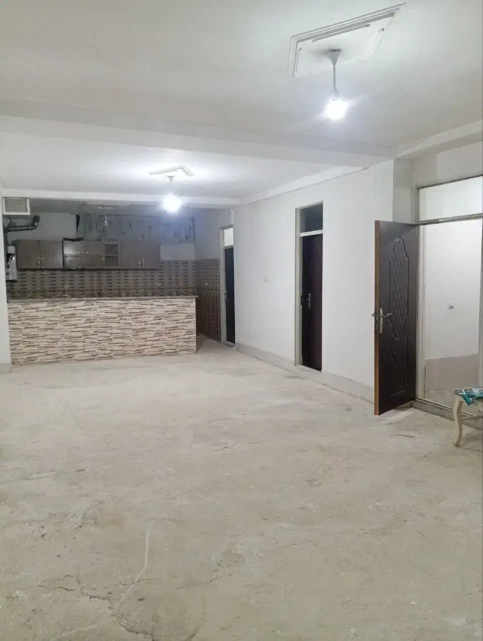 رهن واحد ۱۰۰ متری طبقه سوم|اجارهٔ آپارتمان|نسیمشهر, |دیوار