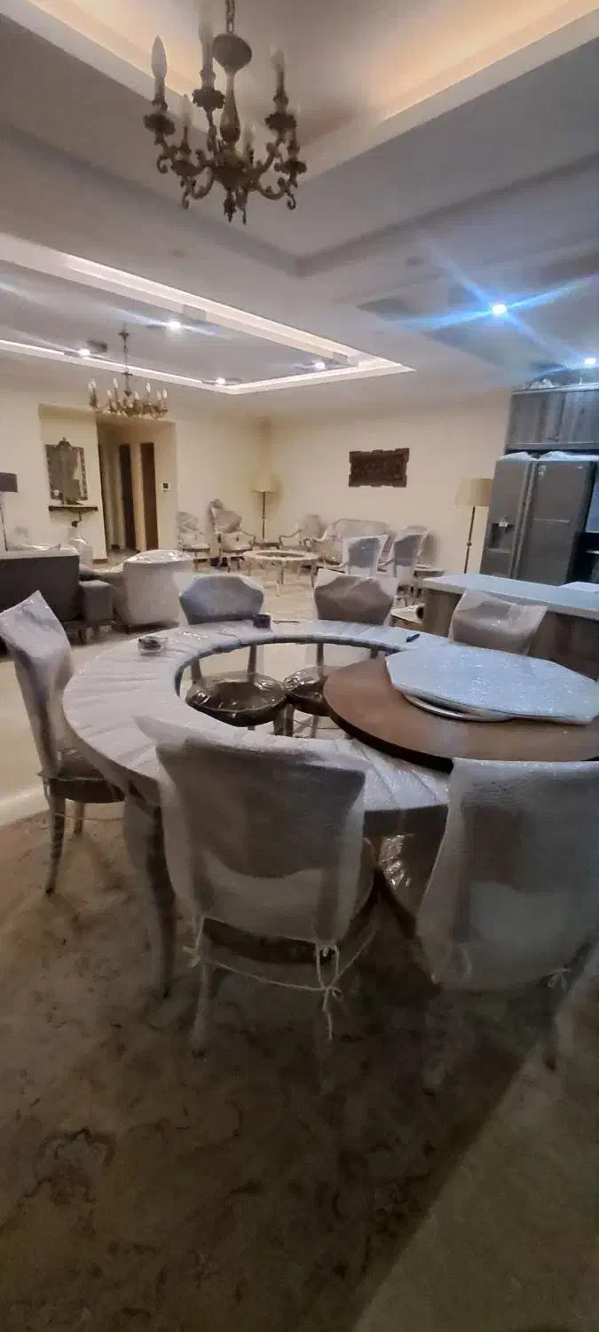 اندرزگو سلیمی شمالی 160متر سه خوابه دومستر