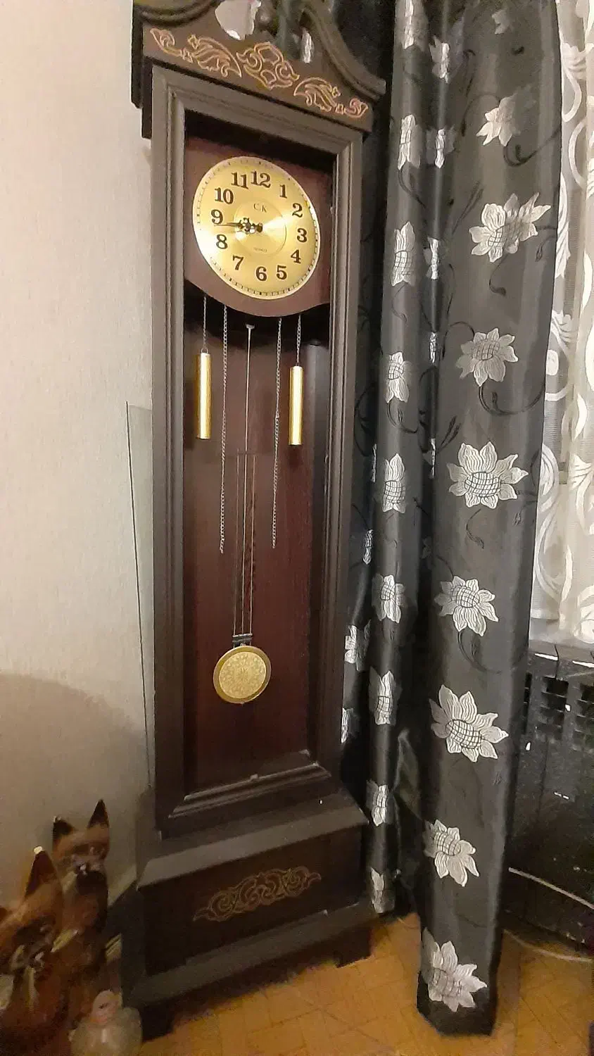 ساعت ایستاده سالم ۱ و ۵۰۰|ساعت دیواری و تزئینی|مشهد, جاهد شهر|دیوار