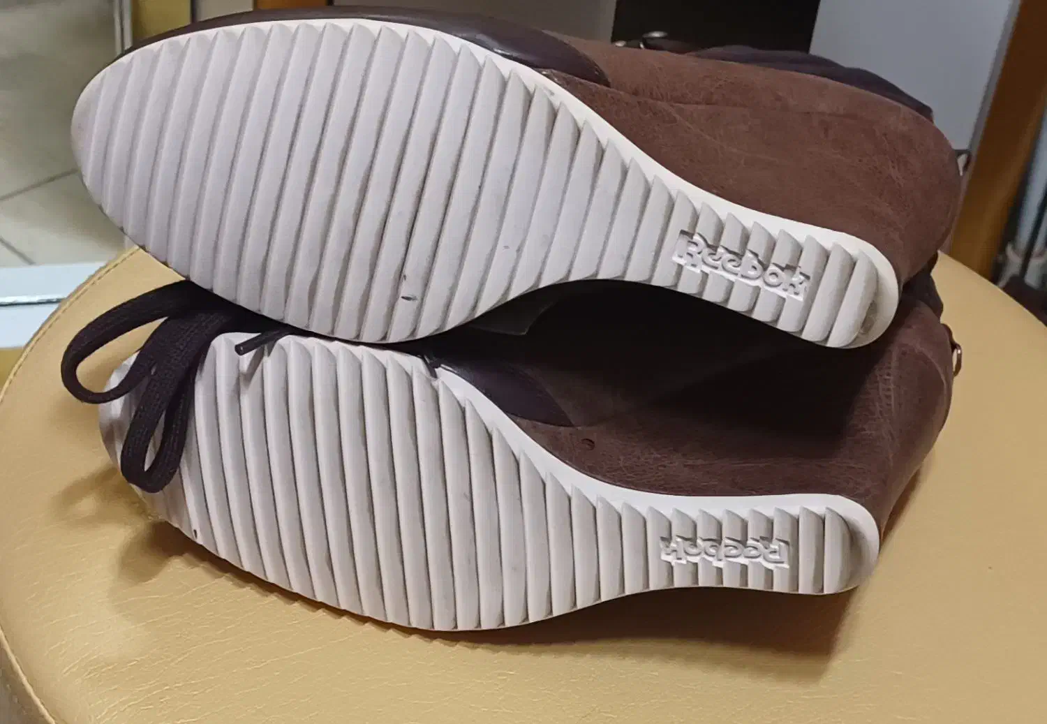 نیم بوت خارجی ریبوک اصل|کیف، کفش، کمربند|لاهیجان, لیالستان|دیوار