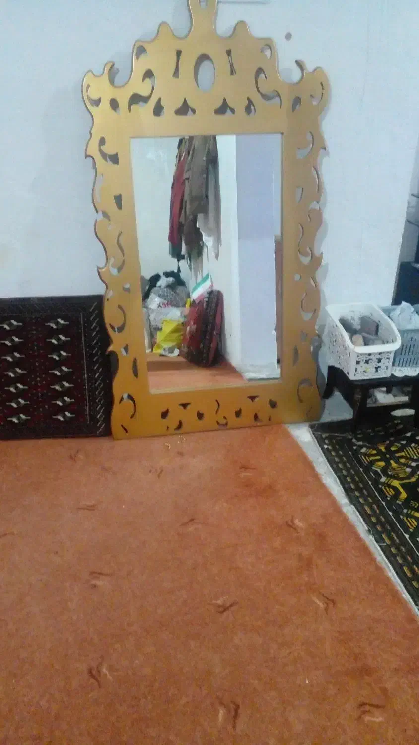 اینه بزرگ نو|آینه|سیاهکل, |دیوار