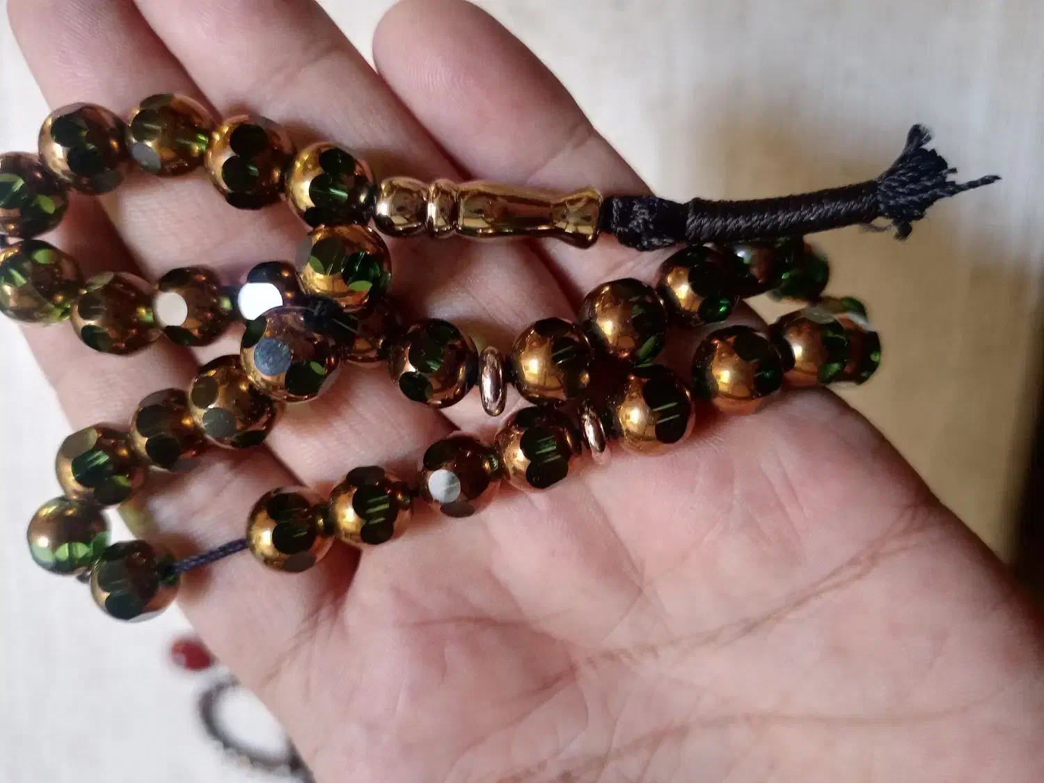 دو تا تسبیح یکی میخ دوز و یکی اب طلا|جواهرات|تهران, طرشت|دیوار