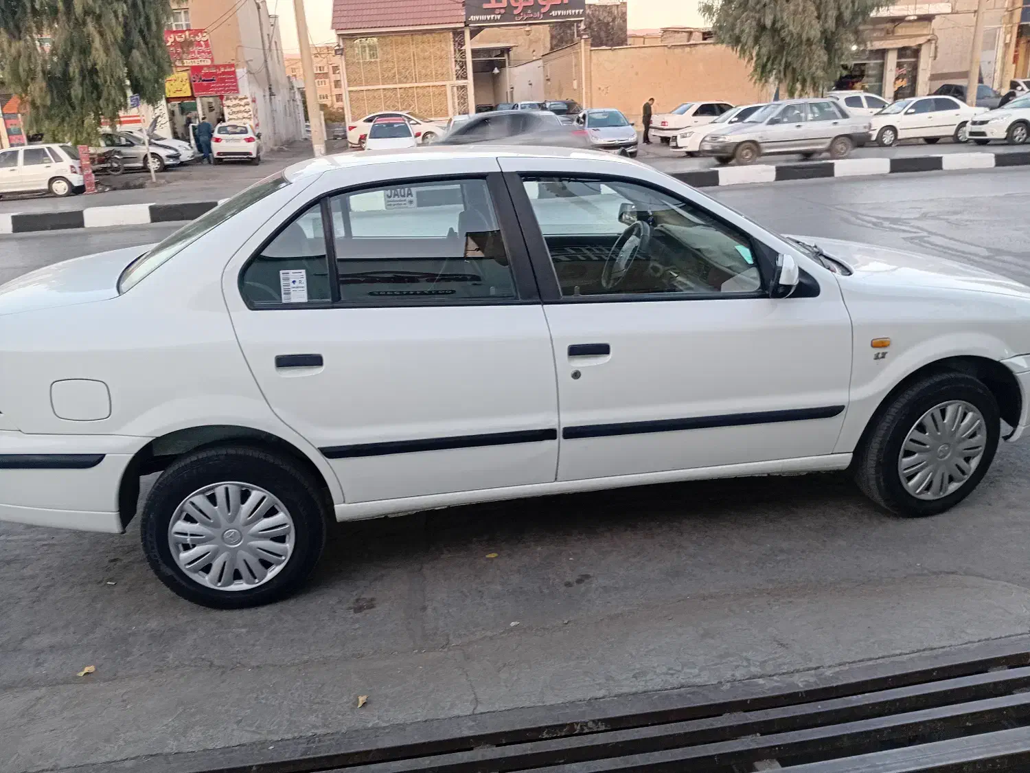 سمند LX سفید|خودرو سواری و وانت|شیراز, دارالرحمه|دیوار