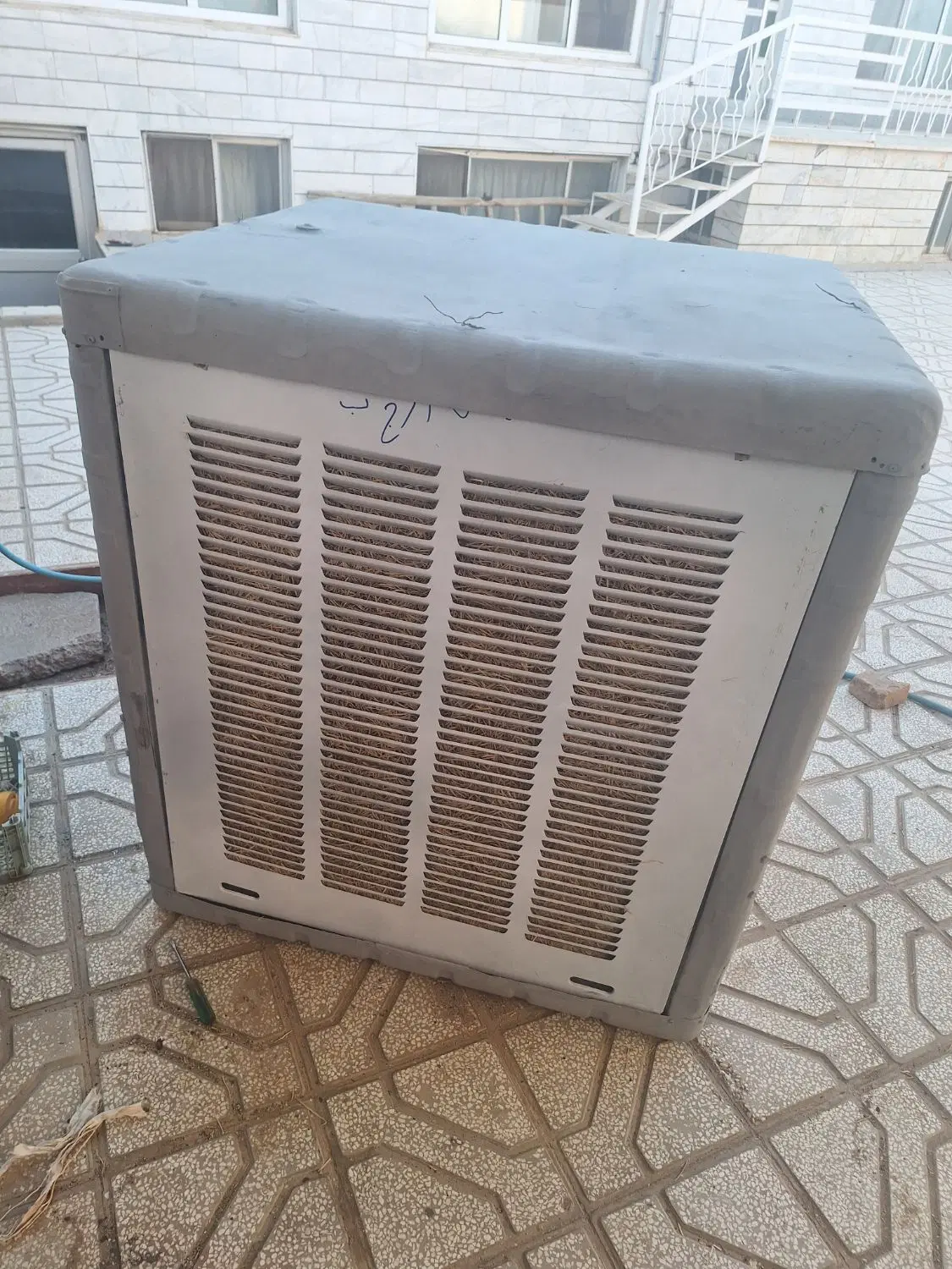 کولر آبی|کولر آبی|فردوس (خراسان), |دیوار