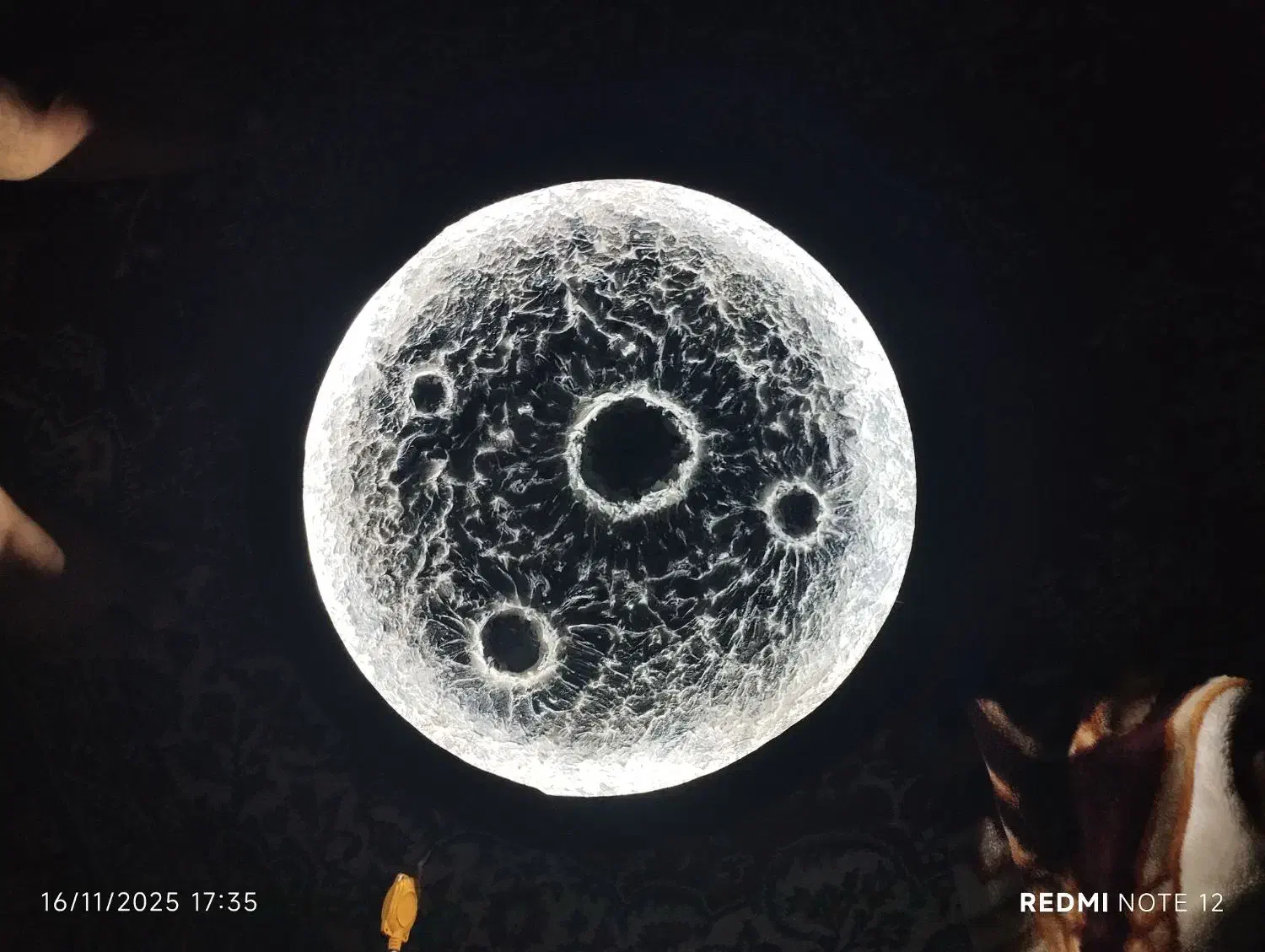 دکور ماه نوری|ریسه و چراغ تزئینی|گلبهار, شهر جدید گلبهار|دیوار