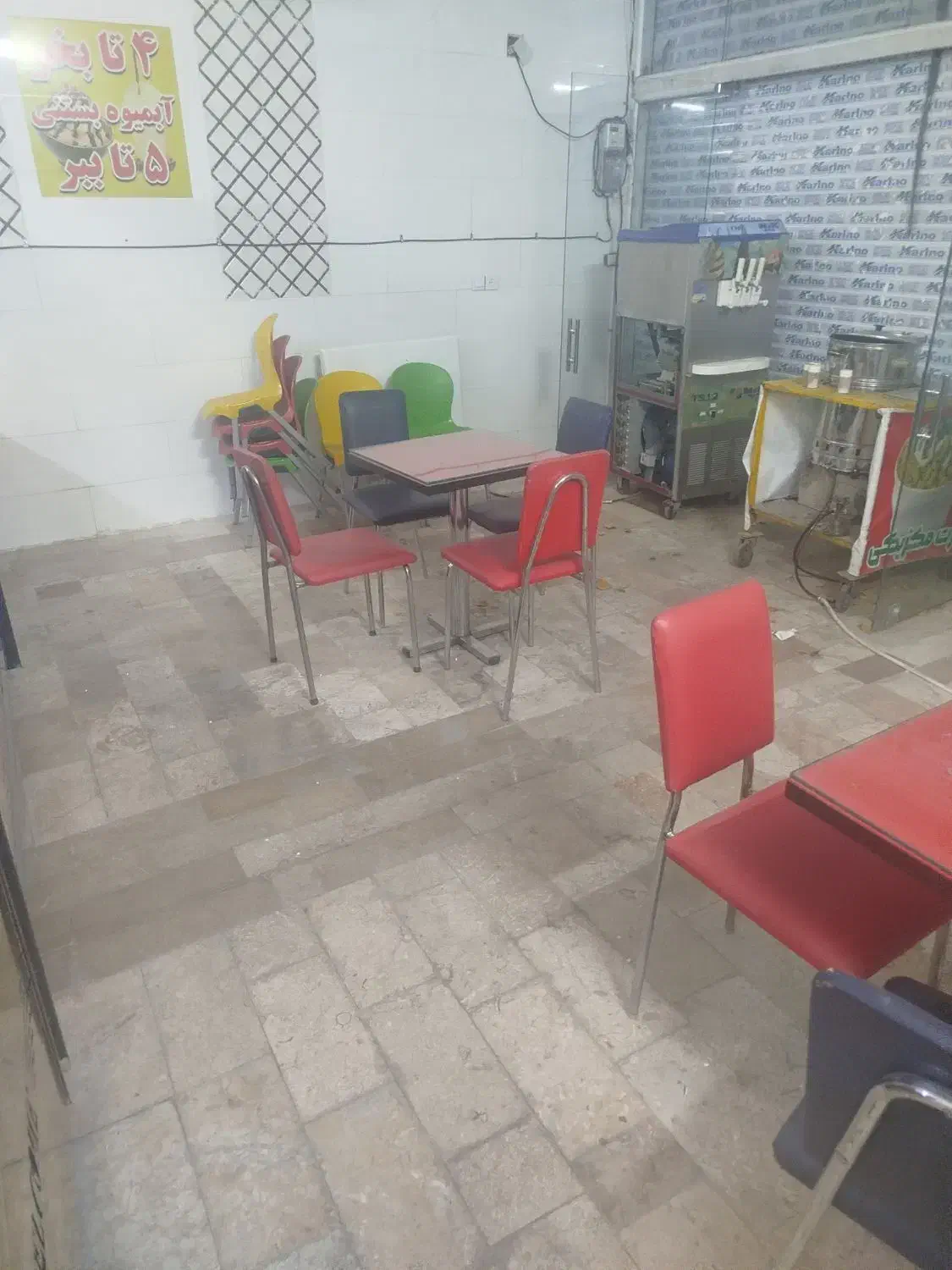 میزصندلی|کافی‌شاپ و رستوران|مشهد, بهمن|دیوار