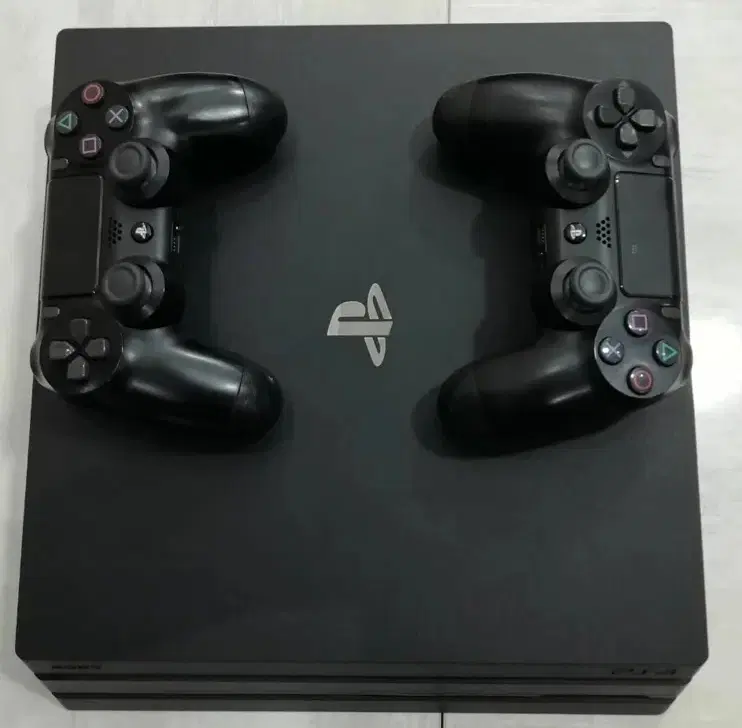 ps4 pro|کنسول، بازی ویدئویی و آنلاین|مشهد, رده|دیوار