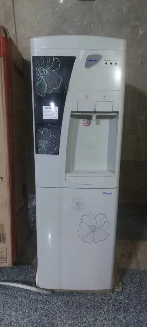 آبسرد کن همراه با یخچال نیکایی مدل NWD1208|آبسردکن و تصفیه آب|تهران, ستارخان|دیوار