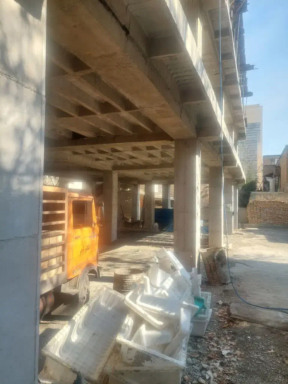 پیمان کار ساختمان|خدمات پیشه و مهارت|آبسرد, |دیوار