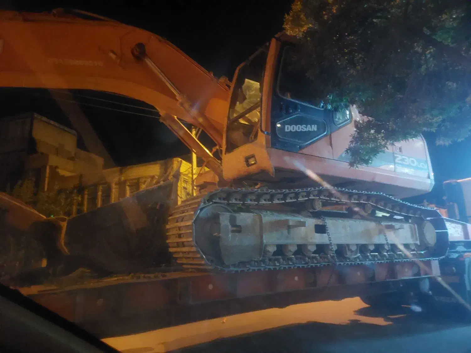 بیل مکانیکی اجاره ای|خدمات حمل و نقل|ابریشم, |دیوار