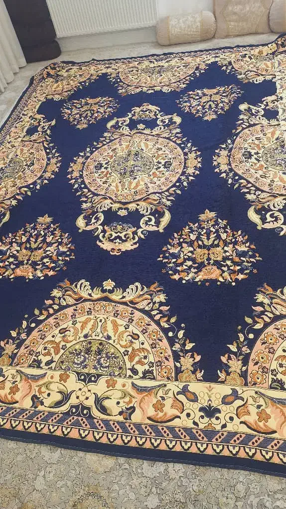 رو فرشی|روفرشی|شیراز, کوشک میدان|دیوار