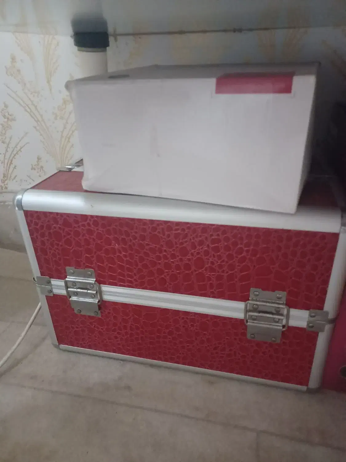 وسایل کاشت ناخن ۵میلیون|آرایشی، بهداشتی، درمانی|رشت, انصاری|دیوار