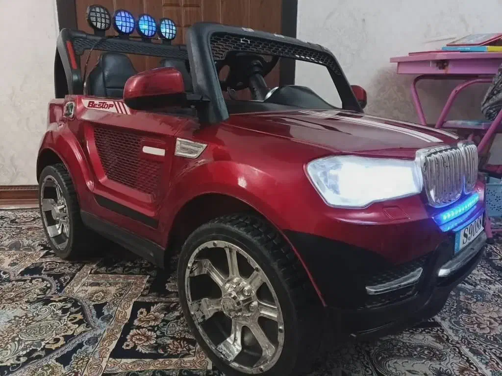 ماشین شارژی BMW  دو نفره باطری نو فول آپشن|اسباب‌بازی بچه|تهران, شهرک ولیعصر شمالی|دیوار