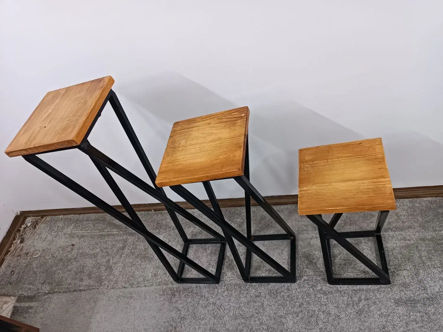 پایه گلدان|گل و گیاه طبیعی|میبد, |دیوار