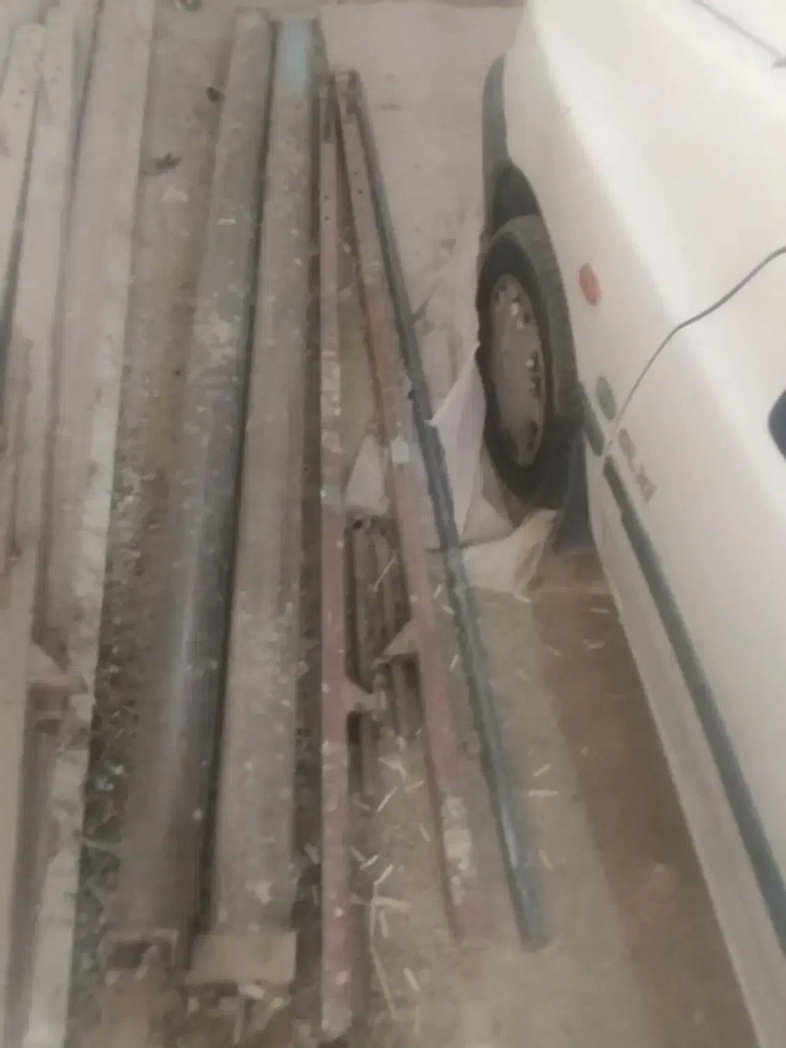 کارگاه قالی ۲در۳|ابزارآلات|لاران, |دیوار