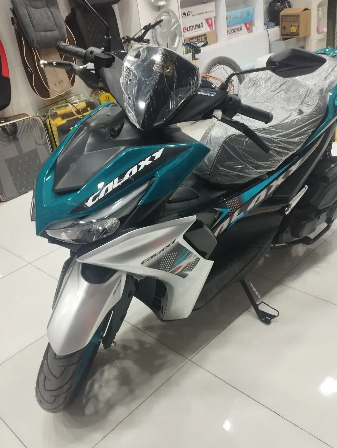 متور ایروکس155|موتورسیکلت|خمیر, |دیوار