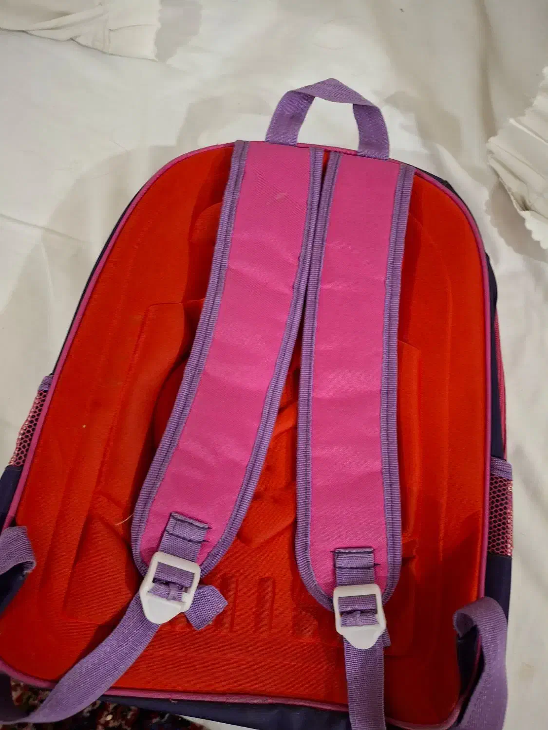 کیف مدرسه|کیف، کفش، کمربند|اصفهان, ابر|دیوار