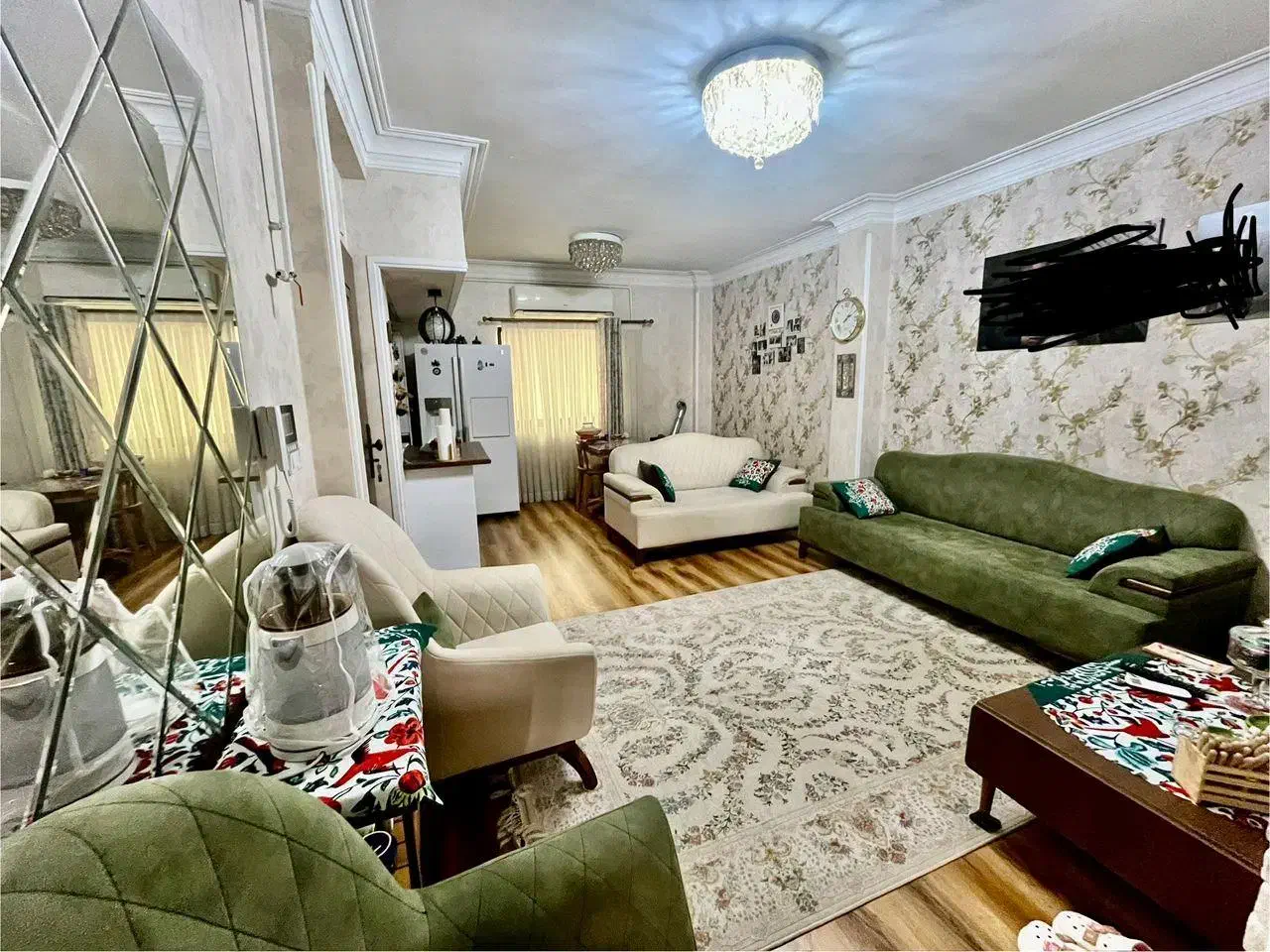 رهن آپارتمان ۷۰ متر دوخواب معلم موقعیت ملک عالی|اجارهٔ آپارتمان|رشت, معلم|دیوار