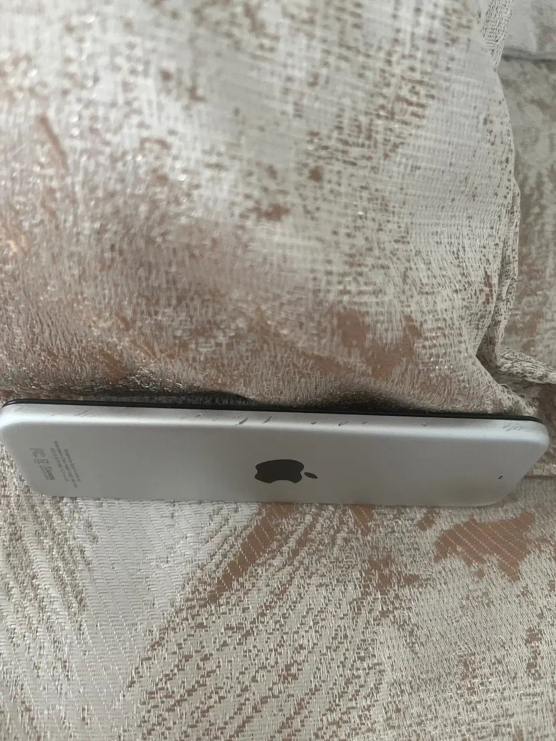 کنترل اپل تی وی|تلویزیون و پروژکتور|اندیشه, اندیشه فاز ۱|دیوار