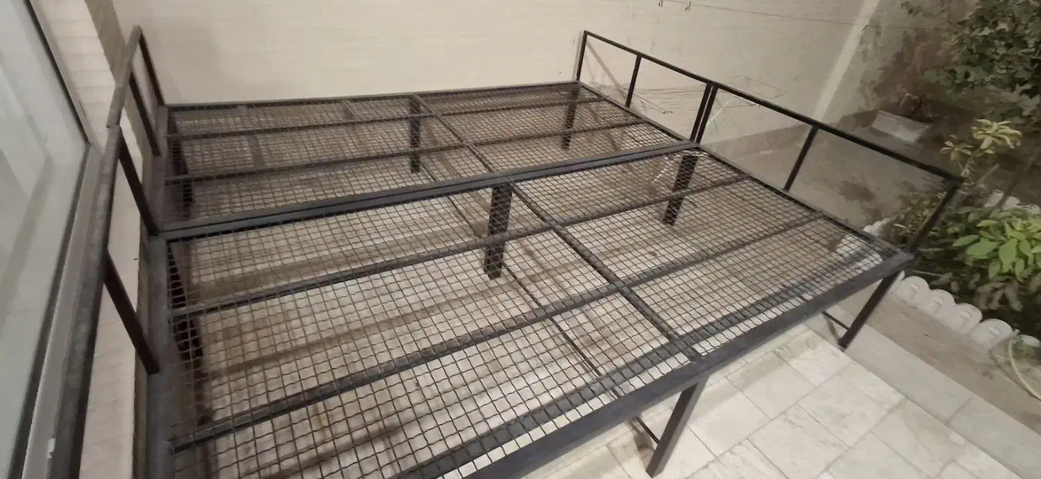 تخت فلزی|تخت و سرویس خواب|تفت, |دیوار