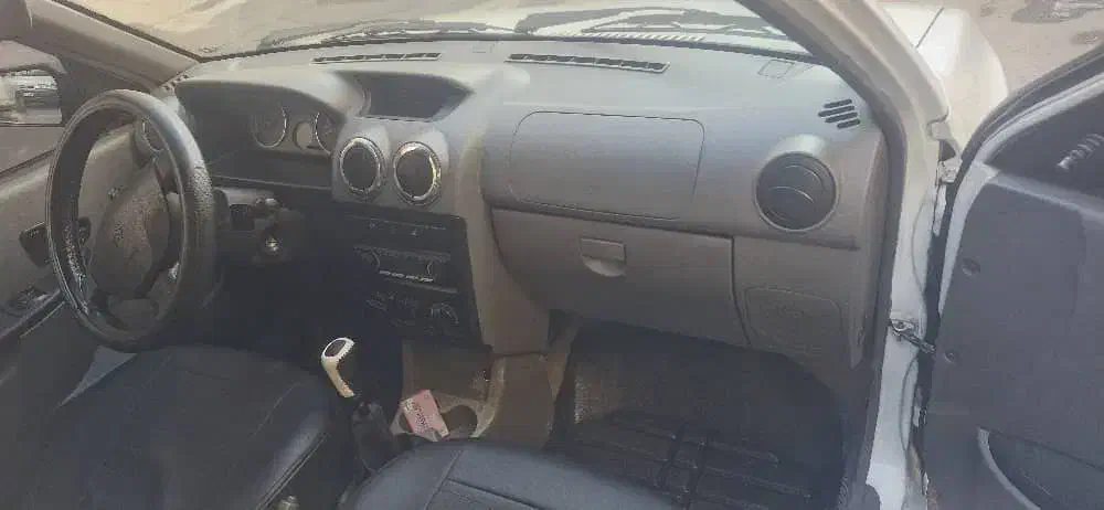 پراید ۱۱۱ سفید آخر ۹۵|خودرو سواری و وانت|شهرکرد, |دیوار