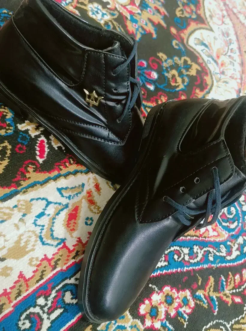 کفش نیم بوت|کیف، کفش، کمربند|زابل, |دیوار