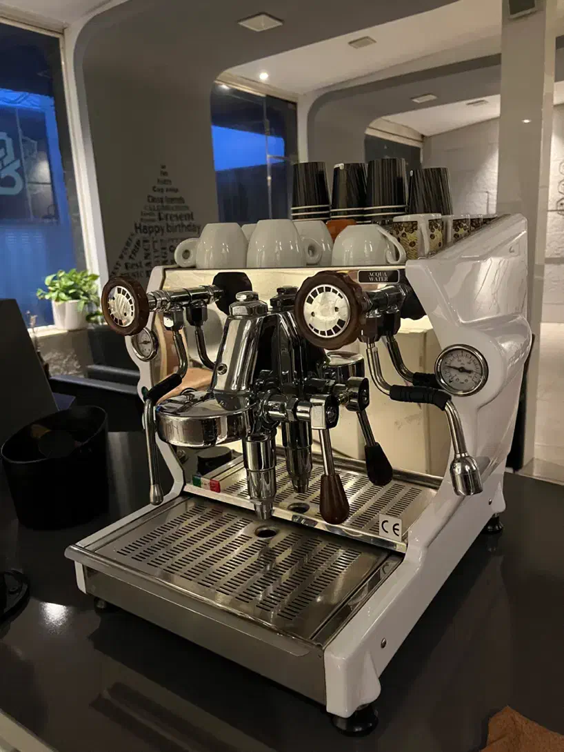 اسپرسو ساز صنعتی|سماور، چای‌ساز، قهوه‌ساز|سبزوار, قصبه شرقی|دیوار