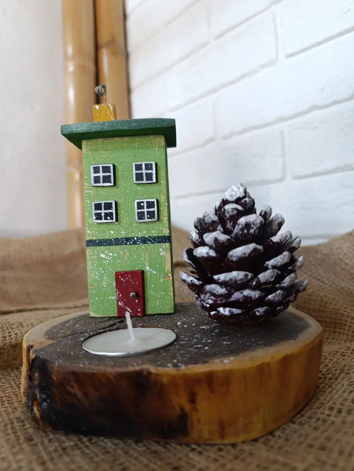 جای شمع وارمر بهمراه خانه رنگی و کاج|صنایع دستی و سایر لوازم تزئینی|بندر انزلی, استادیوم|دیوار