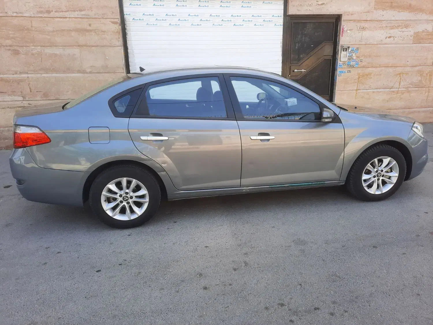 برلیانس۱.۵|خودرو سواری و وانت|شیراز, احمدی جنوبی|دیوار