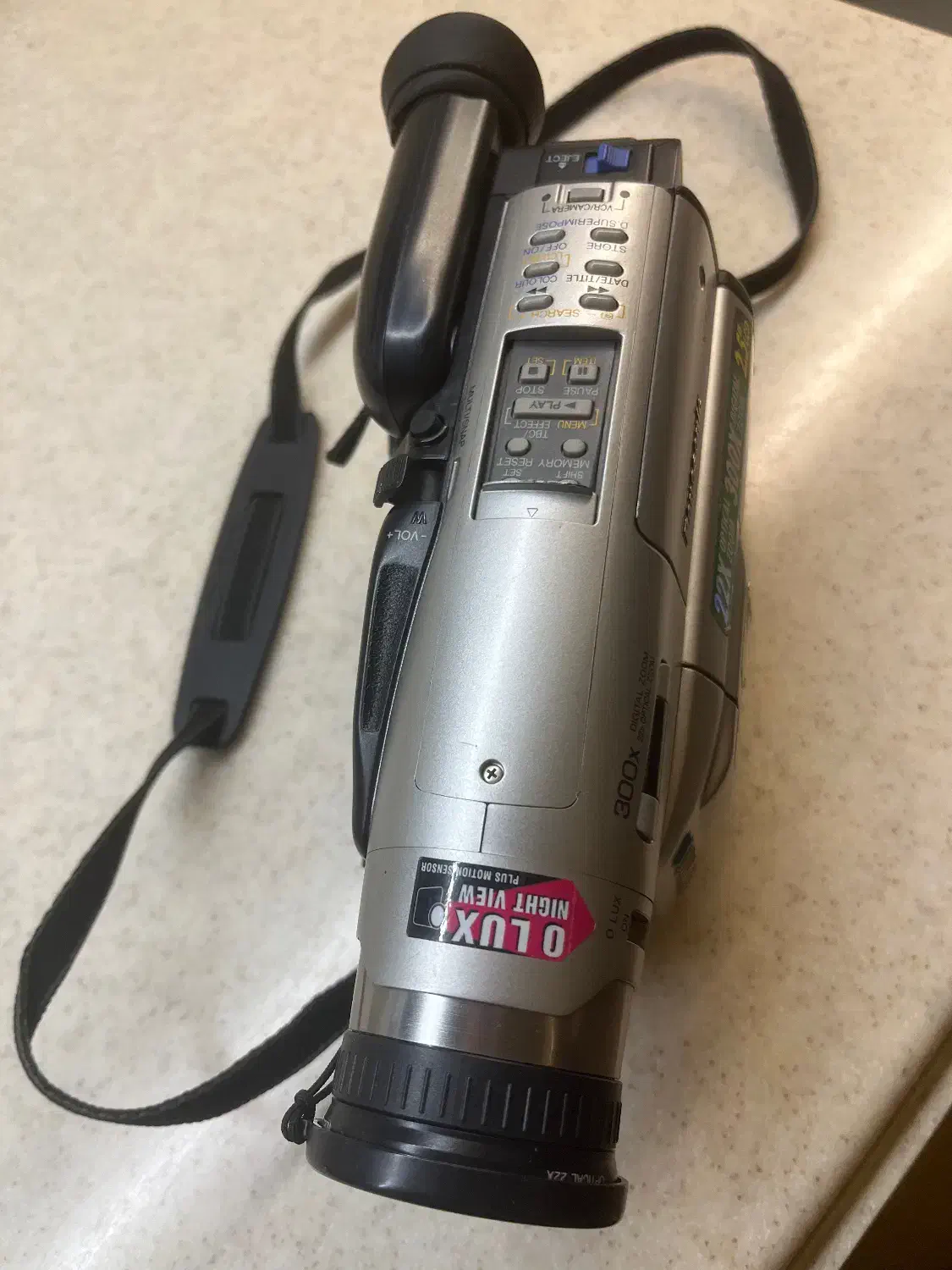 دوربین فیلمبرداری اصل پاناسونیک مدل NV-VX37|دوربین عکاسی و فیلمبرداری|تهران, فرمانیه|دیوار