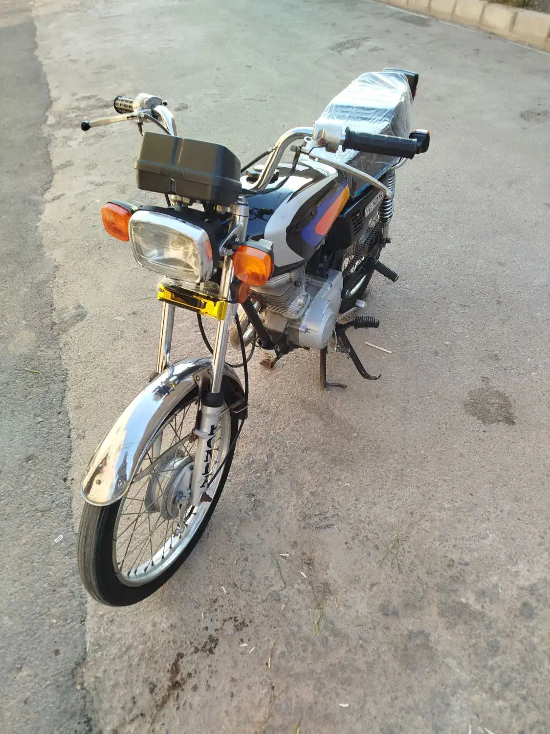 هندا 125 پنج دنده|موتورسیکلت|بوئین زهرا, |دیوار