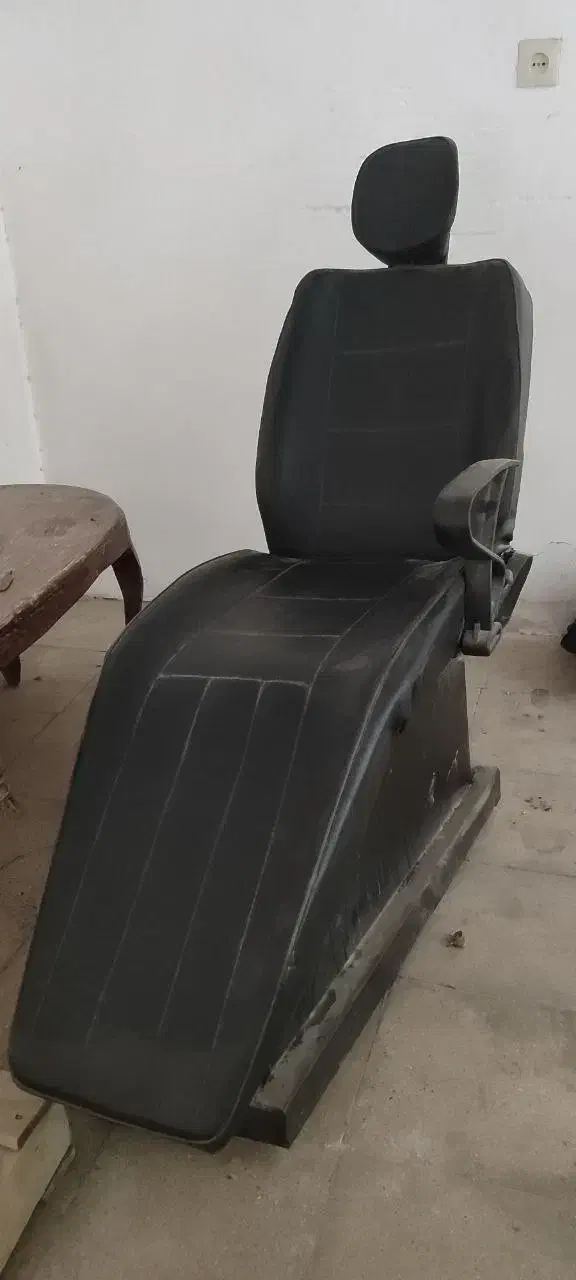 صندلی اصلاح|آرایشگاه و سالنهای زیبایی|کاشان, کشاورز|دیوار